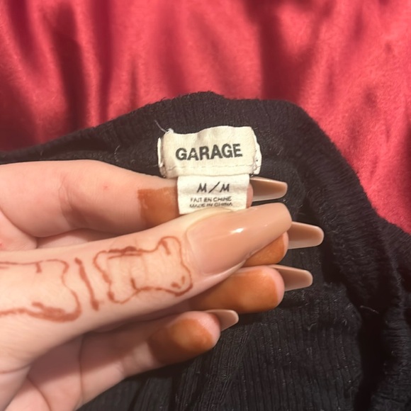 Color- Black 
Brand- Garage 
Size- Medium - Picture 3 of 3